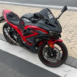 2025 Kawasaki Ninja 500 SE – Only 780 Miles – Like New