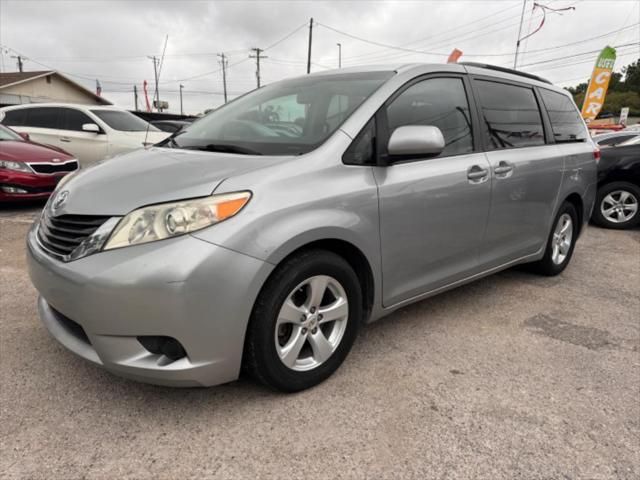 2012 Toyota Sienna