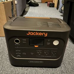 Jackery Explorer 1000