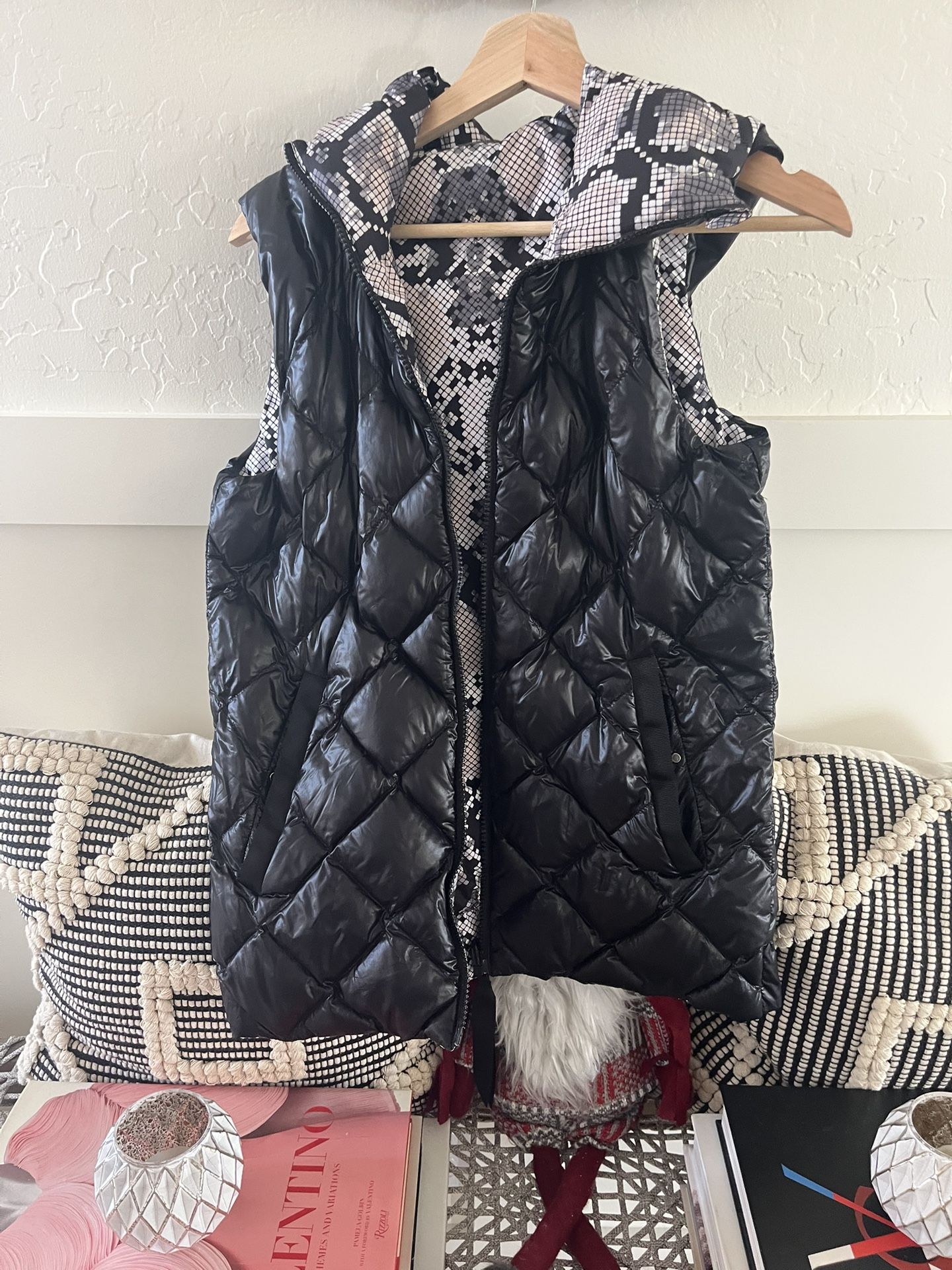 Lululemon 🖤🤎 Puffer Vest Reversible 🖤🤎