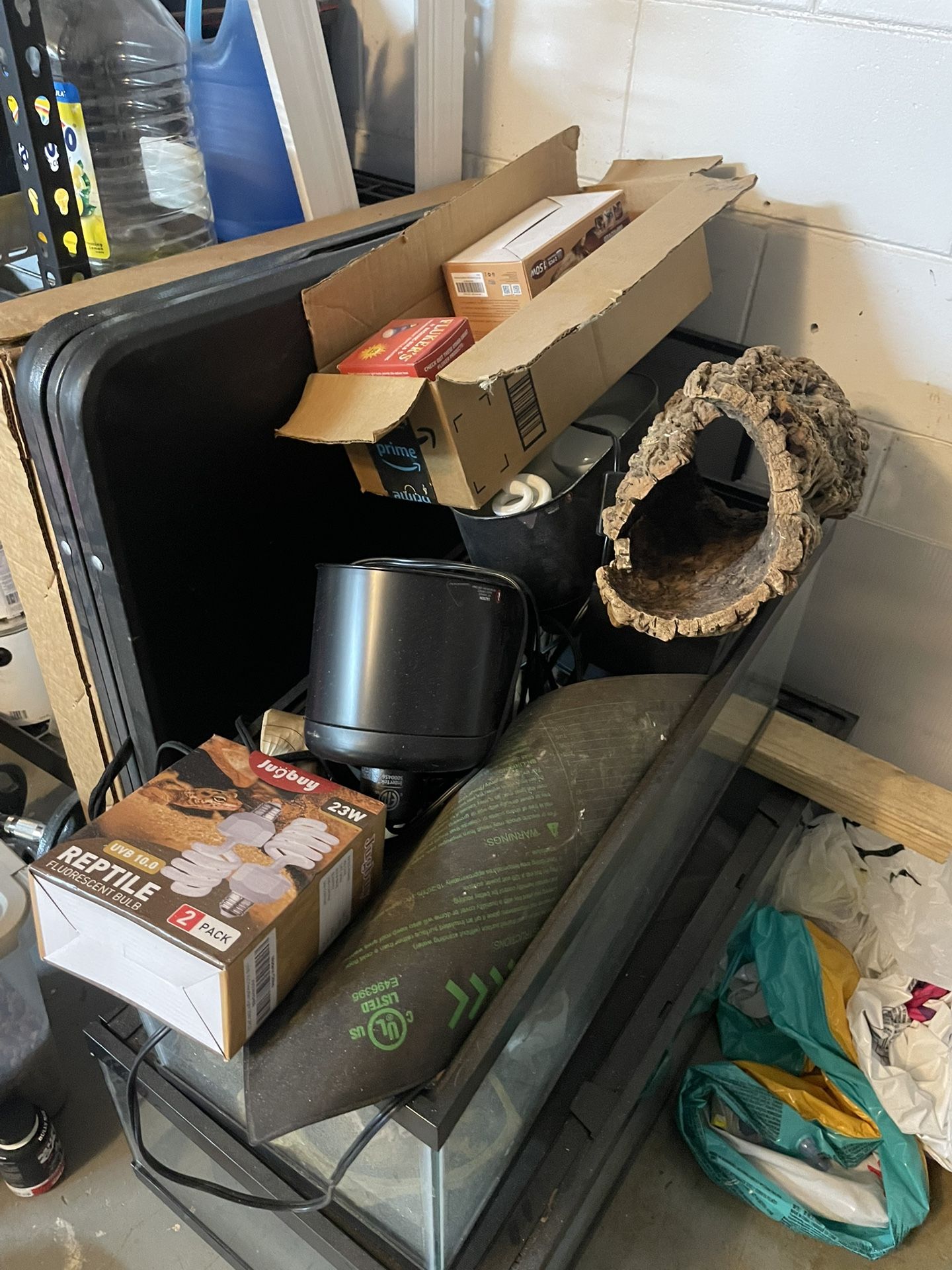 Reptile/fish Enclosure READ DESCRIPTION