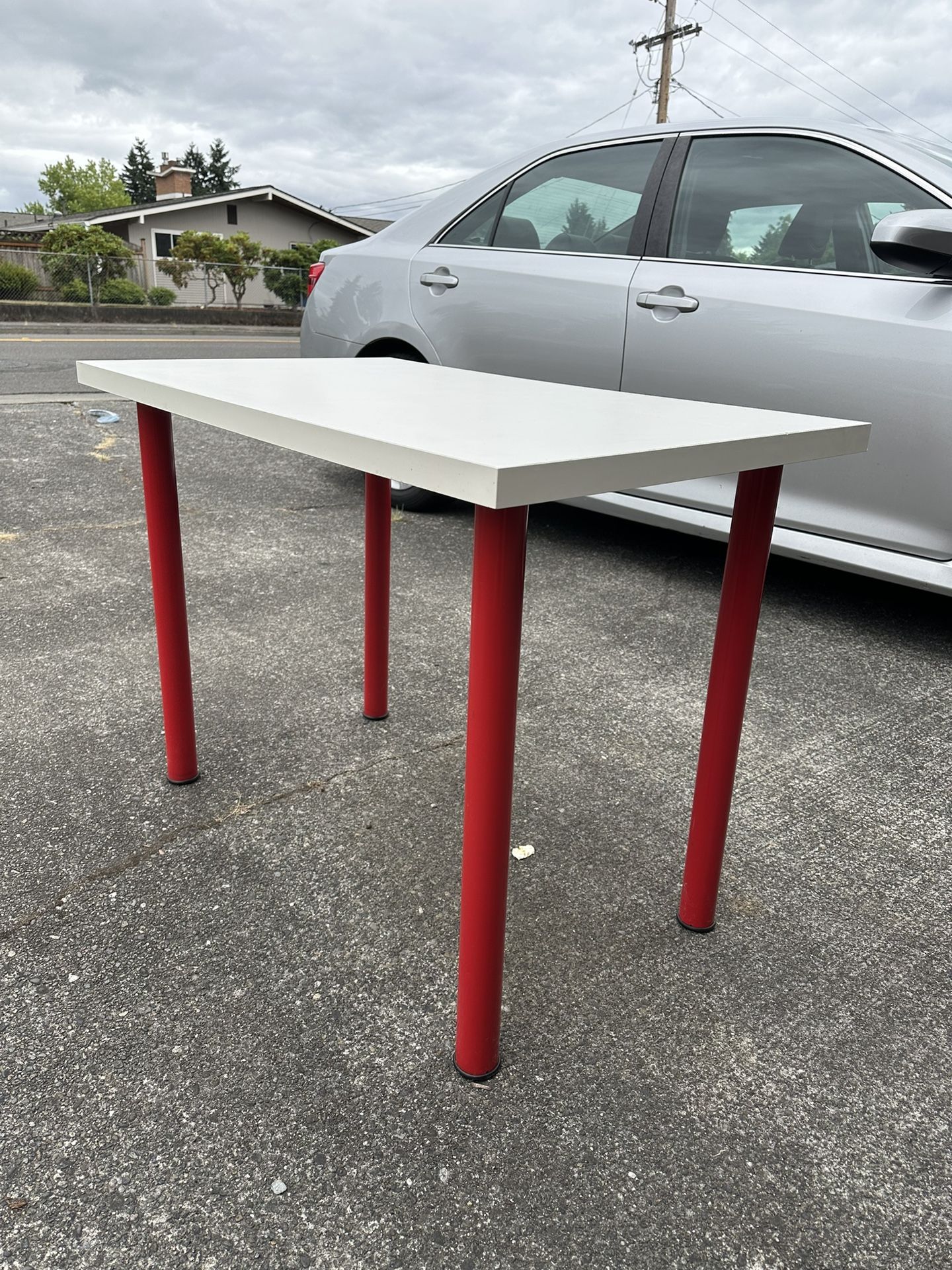 ikea table/desk