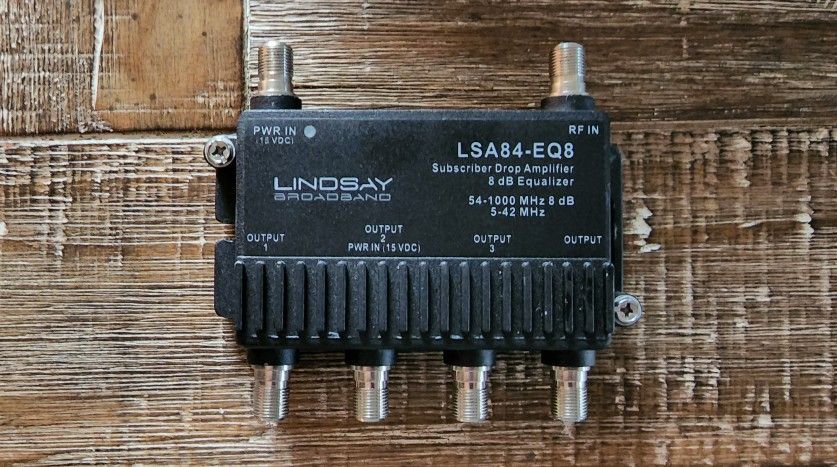 Digital signal booster/amplifier(Lindsay LSA84)