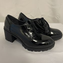 Jelly pop Women's Black Patent Leather Chunky Heel Lace-Up Shoes - Size 8