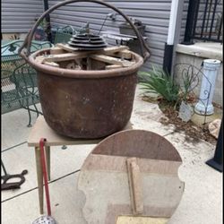 Large Antique Copper Caldron with Removable Churn, Lid and ladle. 
