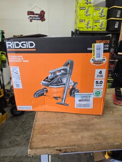RIDGID WD4070 4-Gallon Portable Wet/Dry Vac panchos tools