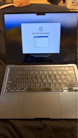 2022 MacBook Air m2