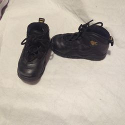 Shoe