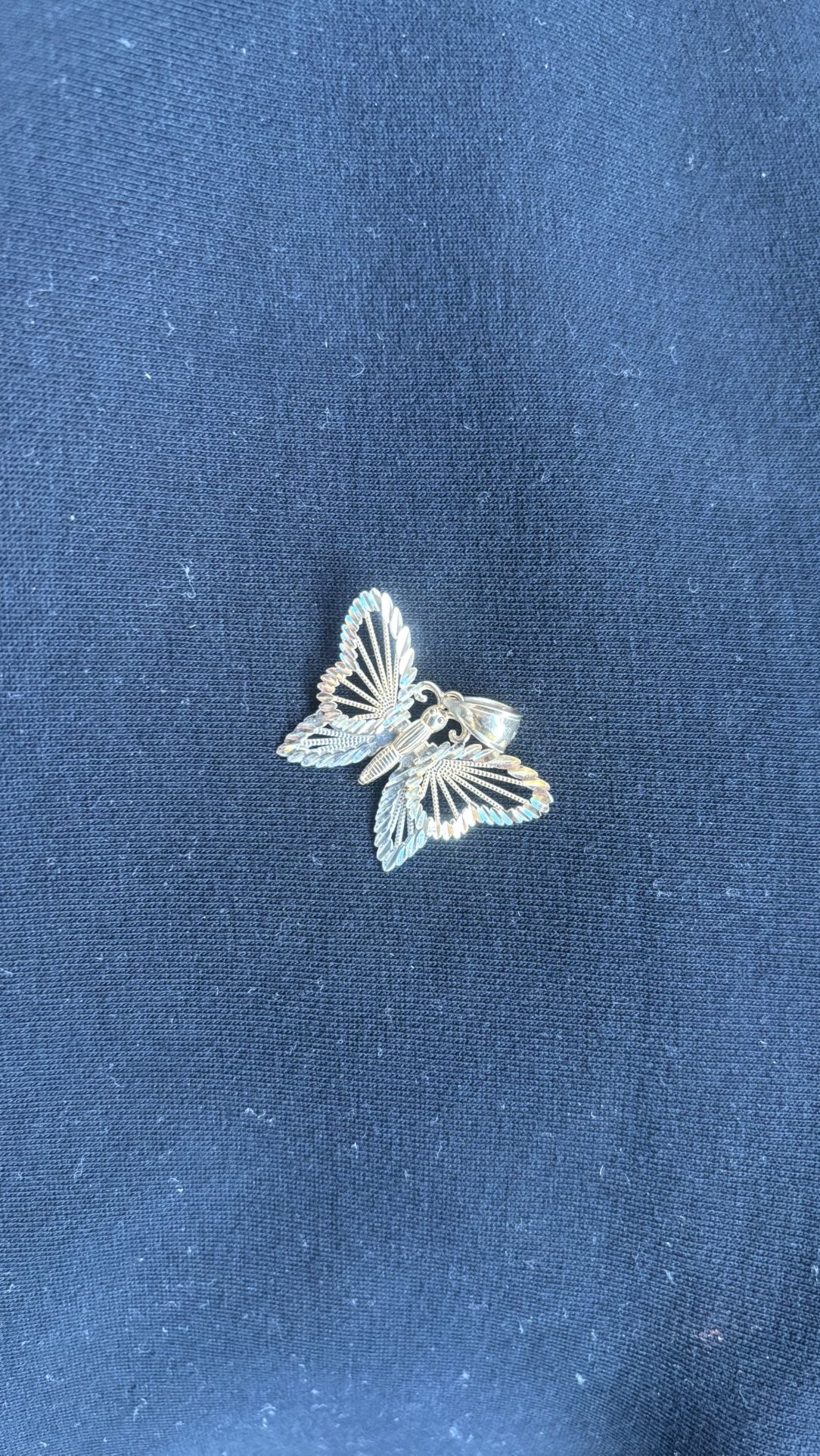 Gold pendant