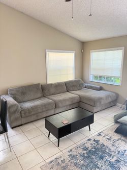Charlie Gray Fabric Right Chaise Sectional
