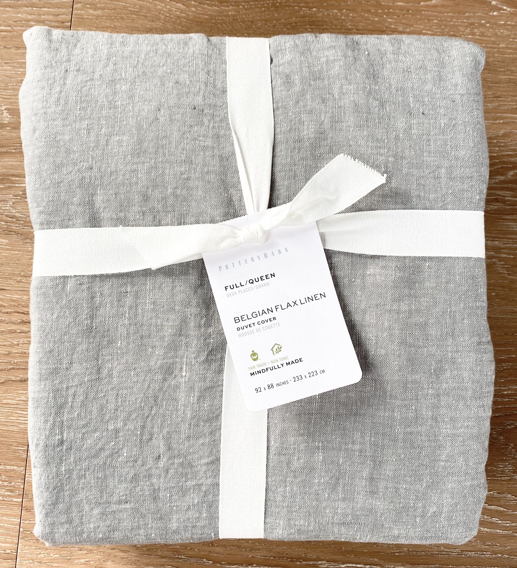 Pottery Barn Full/Queen Belgian Flax Linen Duvet Cover in Flagstone, NWT. Retail $279 *Reduced
