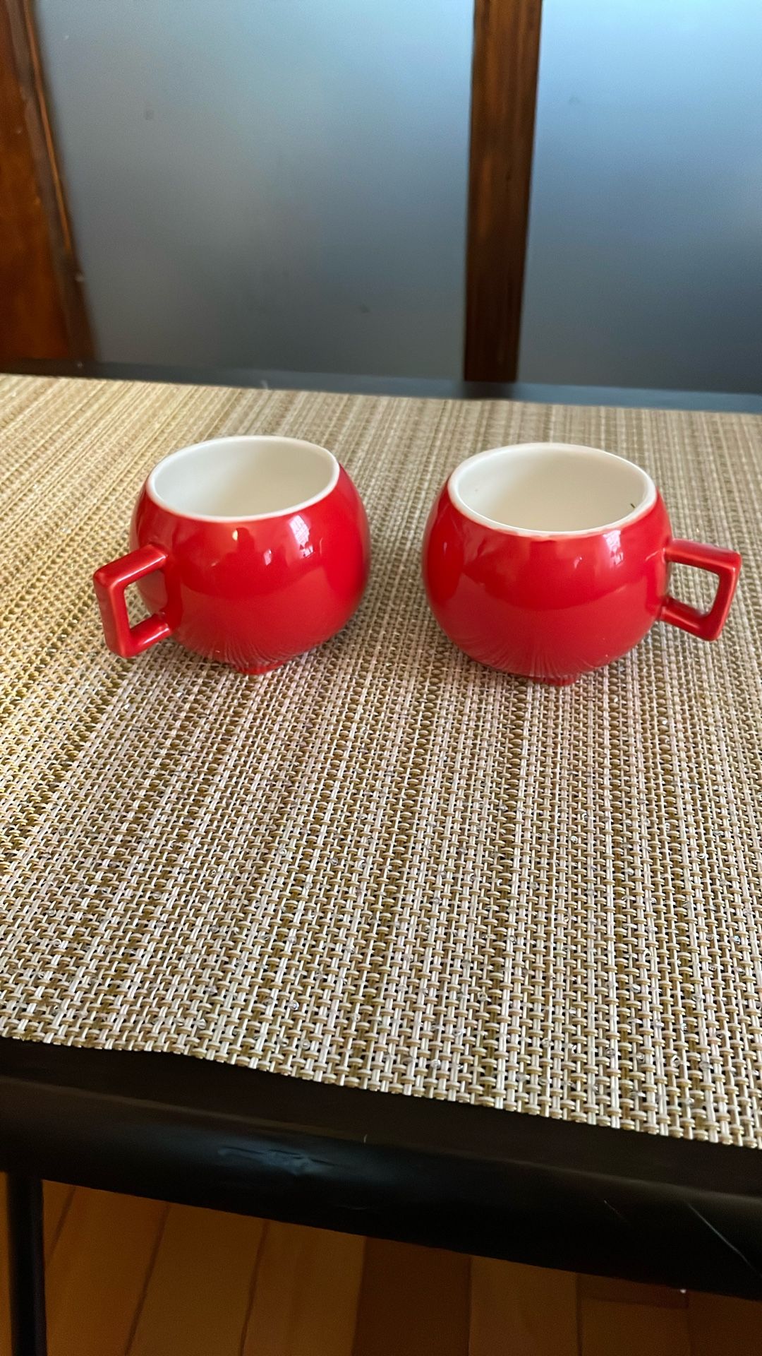 Two Small Vintage Little Coffee /tea Cups