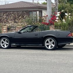 91' CHEVROLET CAMARO CONVERTIBLE 
