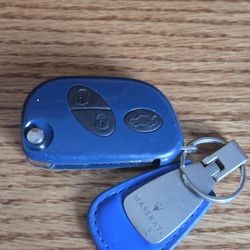 OEM 2005-11 MASERATI GRANTURISMO QUATTROPORTE REMOTE FLIP KEY FCC ID: RX2TRF937