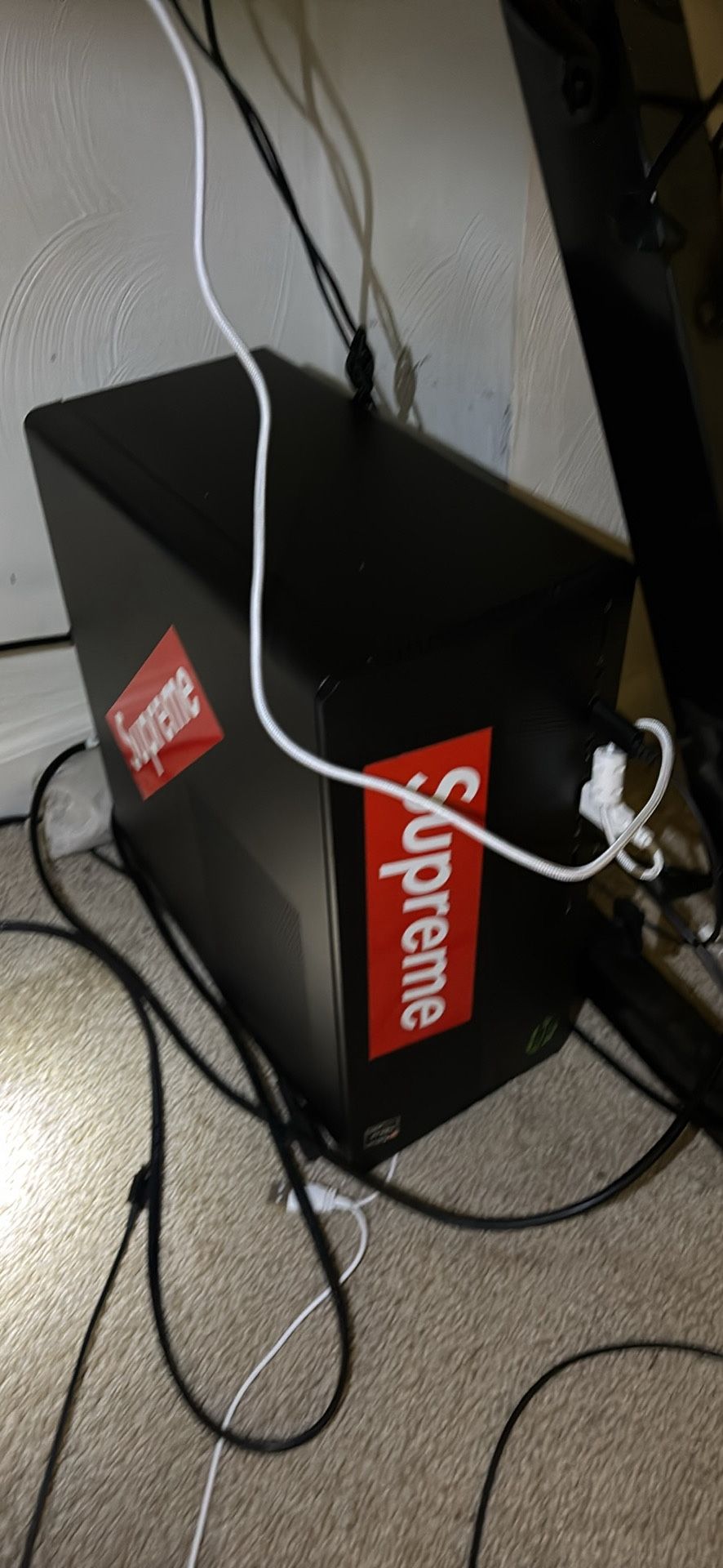 P Pavilion Gaming Desktop PC AMD Ryzen 5 5600G Processor, AMD Radeon RX5500, 8GB RAM, 256GB PCIe NVM