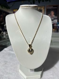 Cadena y medalla oro laminado