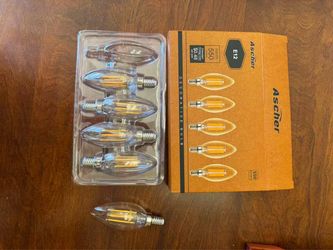 Ascher E12 LED Classic Candelabra Clear Light Bulb, 4W, Equivalent 40W, Warm White 2700K, Non-Dimmable, Filament Clear Glass, Pack of 5