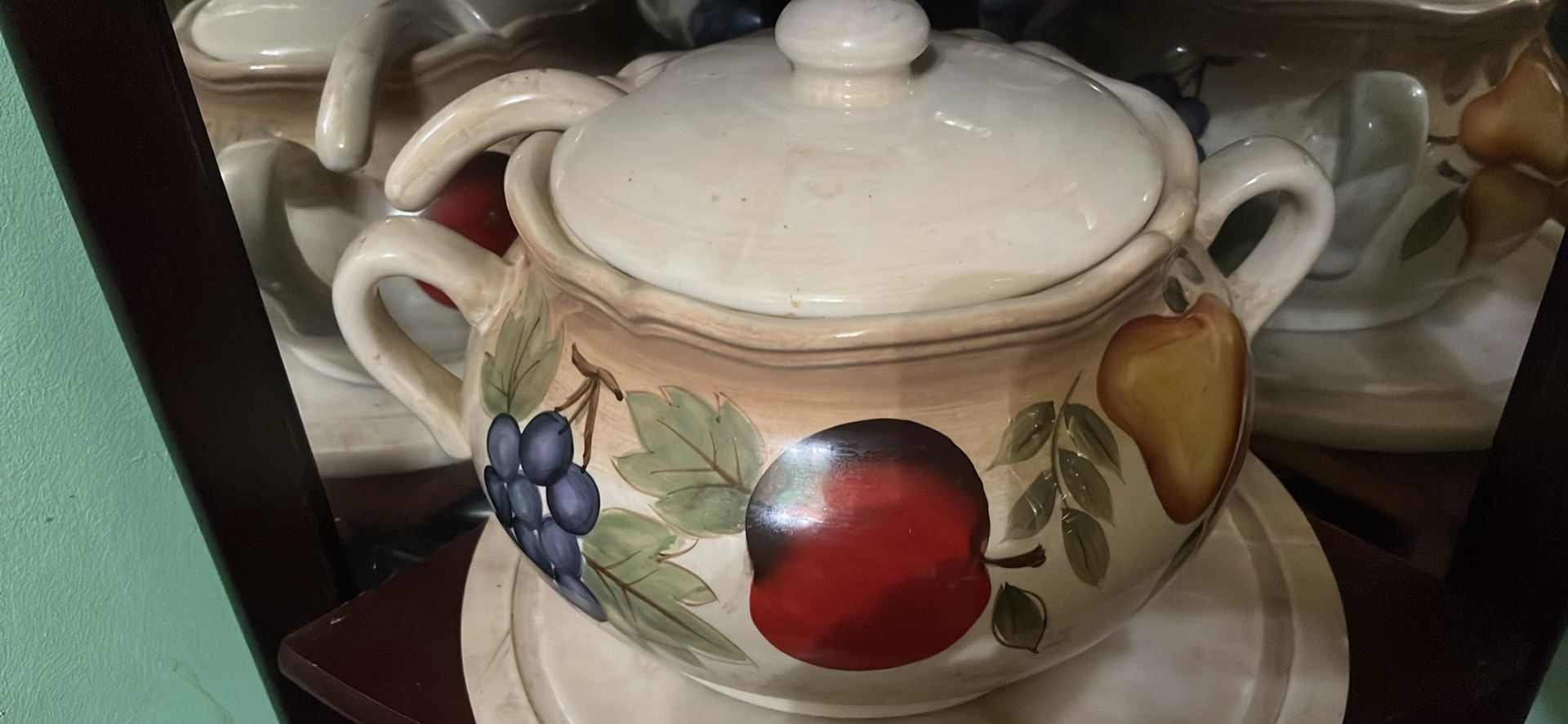 Ceramic Fruit Bowl And Ladle