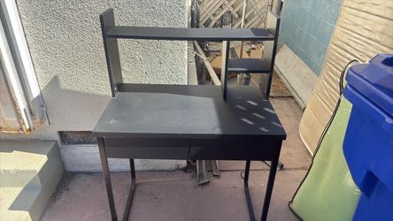 Black Desk with Hutch Shelf