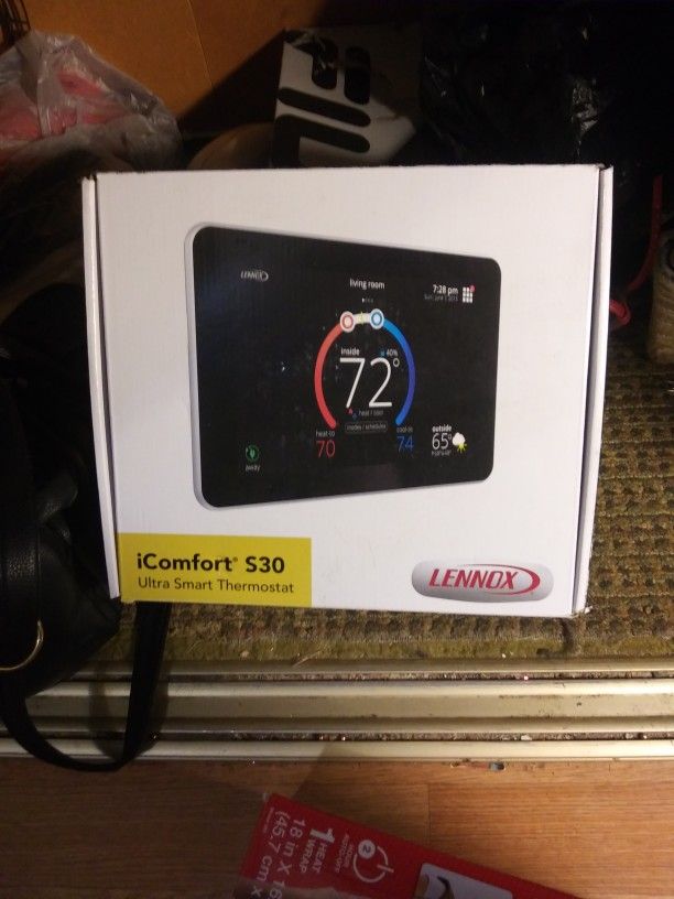 Brand New LENNOX I COMFORT S30