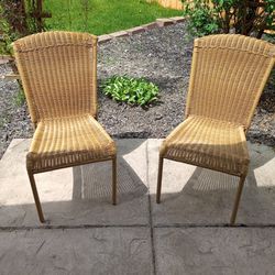 Wicker Chairs: Set of (2) Better Homes & Gardens 