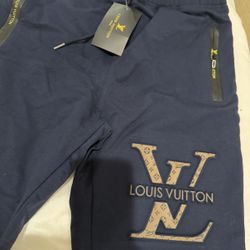 Lv.   Shorts