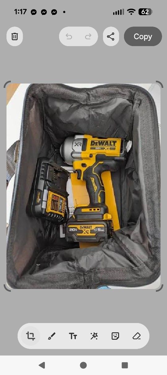 DEWALT 1/2 in. Drive 700 ft.-lb. Brushless 20V Max High Torque Impact Wrench Kit