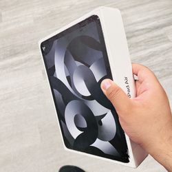 iPad Air 5th Gen 256gb WiFi