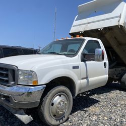 2004 Ford F-550