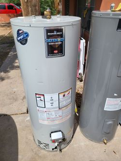 Gas Water Heater 50 gal in good condition and Warranty Works Great 19th Ave And Baseline pick up only