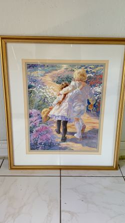 Best Friends Portrait with Gold exterior