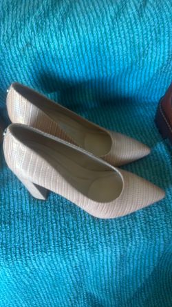 Women shoes