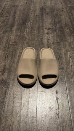Adidas Yeezy Slides