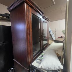 2 Cherry Wood Towers