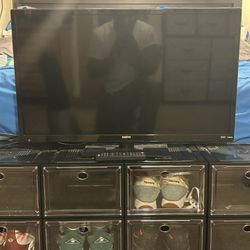 40 inch SANYO Smart TV