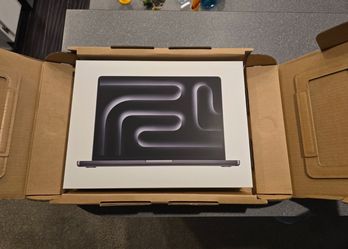 Apple MacBook Pro M5 Max 2026 Brand New