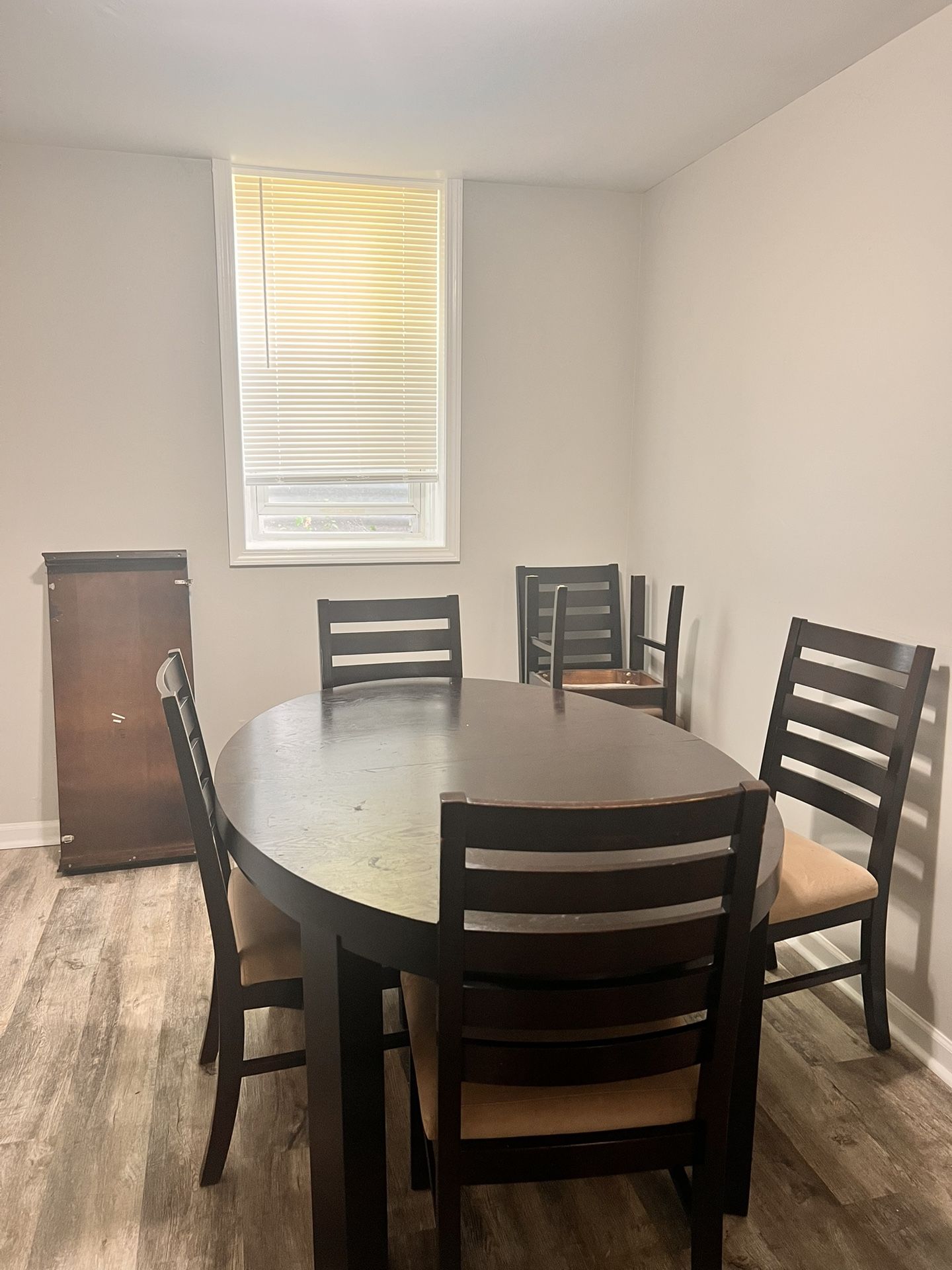 8-Piece Espresso Wood Dining Set ā (FREE L-Shaped Desk)