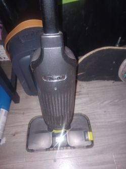 VM252P10 VACMOP Pro Cordless Hard Floor Vacuum