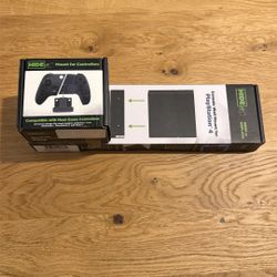 PlayStation 4 Wall Mount