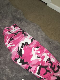 Pink camo pants can fit sizes 2 -6