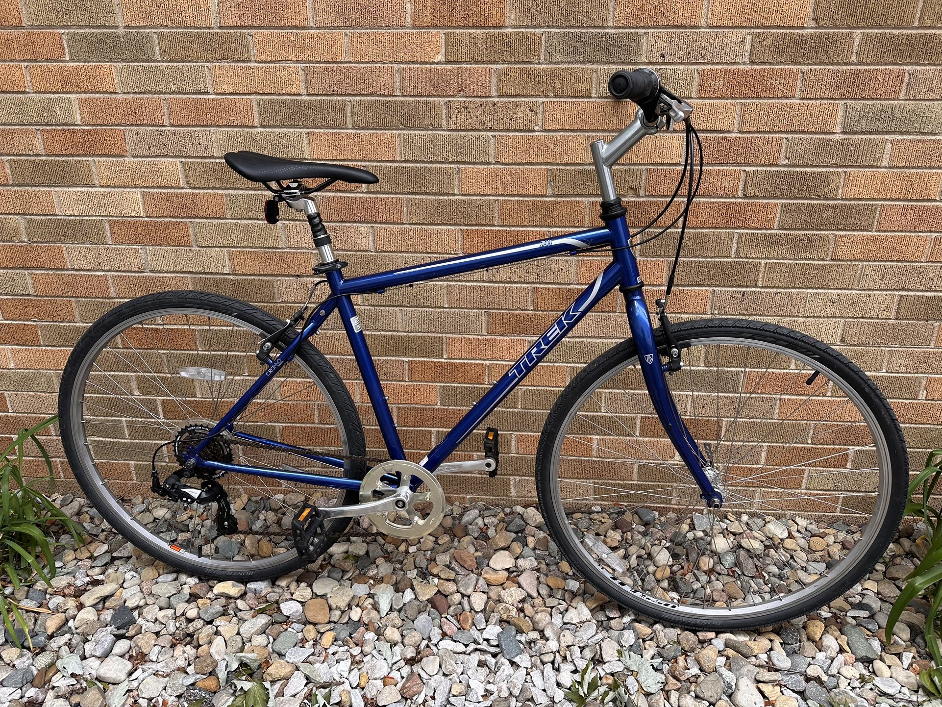 trek bicycle tire pressure How Much Air Pressure Should I Put in My Mountain Bike Tires? [Beginner  Tips]