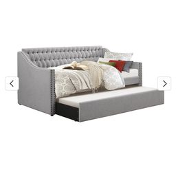 Gray daybed with trundle