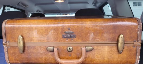 1940's Sampsonite Streamline Luggage/suitcase