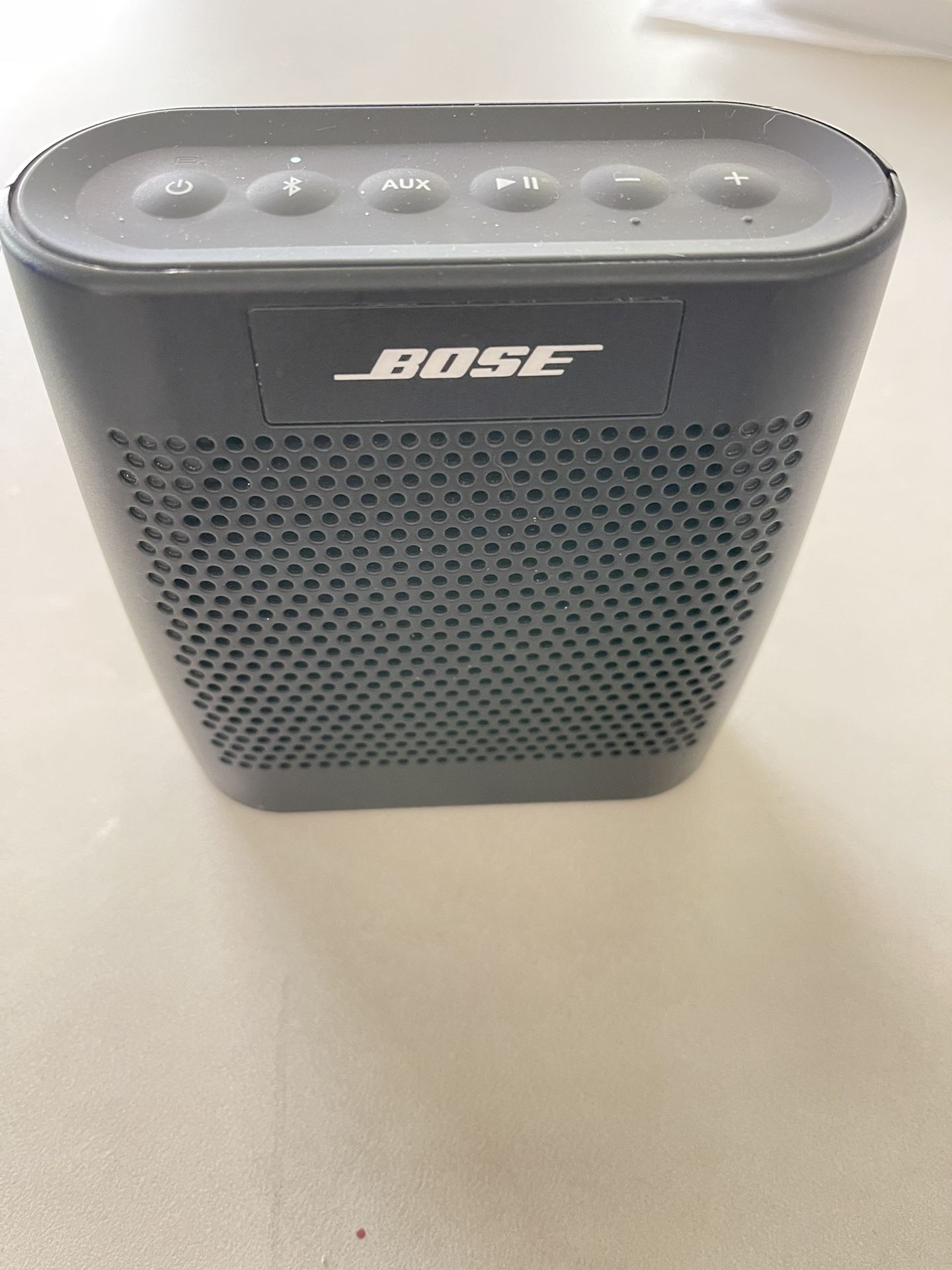 Bose SoundLink Color Wireless Bluetooth Speaker Black 415859 Great Condition.