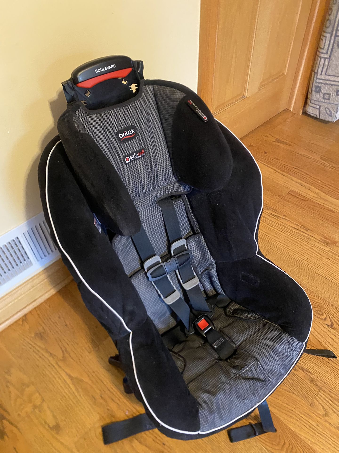 Britax Toddlers Car Seat