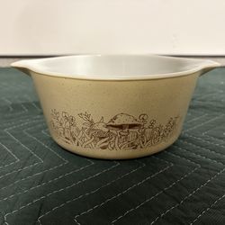 Vintage Pyrex Forest Fancies Mushroom Cinderella bowl