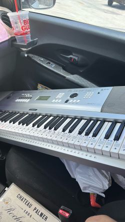 Yamaha dgx-230