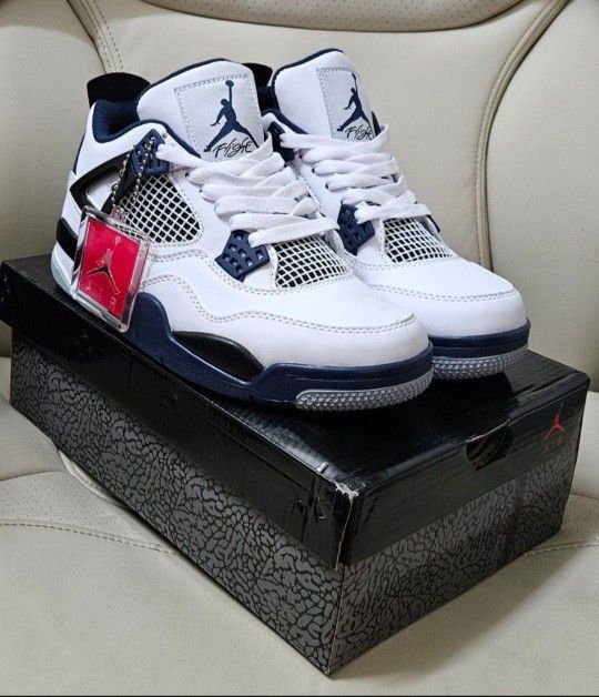 Jordan 4 Retro