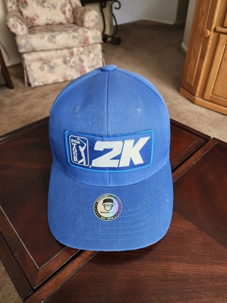 PGA TOUR Noggin Boss oversized cap.
Approximately 15"L x 10" Tall. Avondale