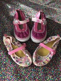 Girls Size 7 easy on shoes X 2